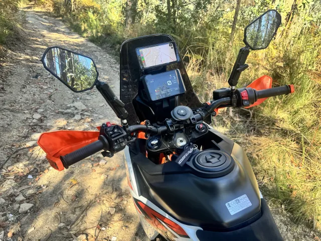 grandnavi M630 Pro CarPlay display running OffTrail on a motorcycle